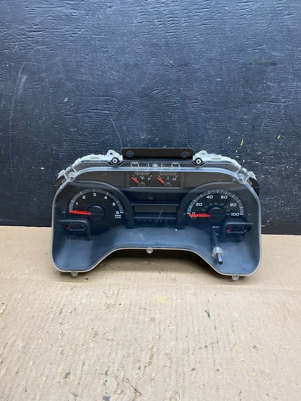 2016 2017 Ford E350 Gauge Speedometer Cluster OEM T5818 DG