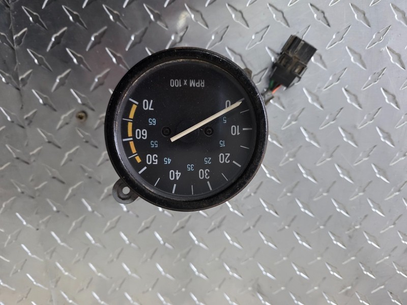 Jeep Wrangler YJ 87-91 OEM 6 Cylinder Tachometer RPM Gauge Dash FREE SHIPPING