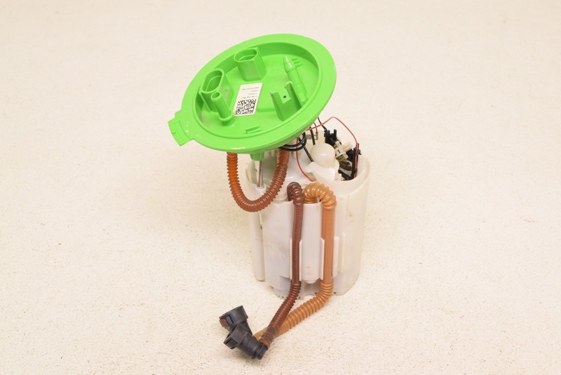 MK7 VW Golf Alltrack Golf R Fuel Pump Gas Sender Genuine Oem 2015-2019