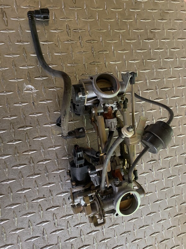 2006 Suzuki SV 650 SV650 Throttle Body Bodies Set injector injectors sensor fuel