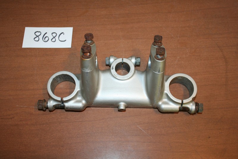 1981 Suzuki RM 125 Triple Tree Fork Top Bridge Top Clamp OEM 81