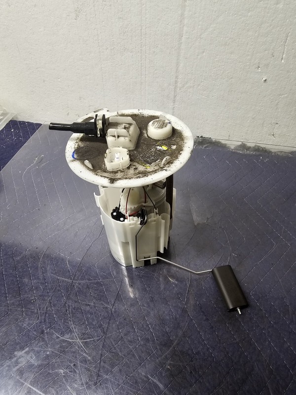 2012-2018 Ford Focus Fuel Pump Assembly w/o Flex Fuel Genuine OEM BV6Z9H307U