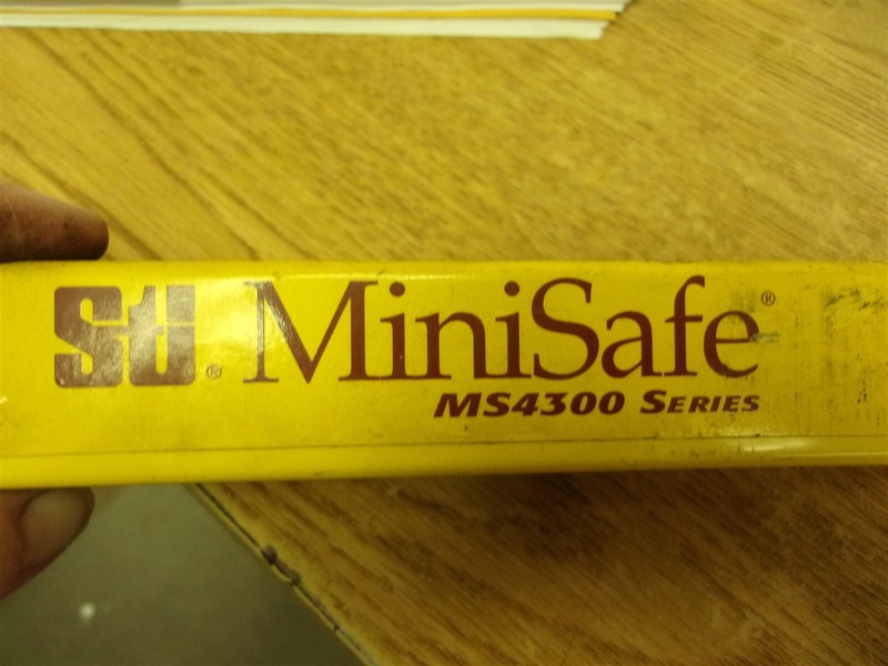 STI Minisafe MS4300 42872-0400 Light Curtain *FREE SHIPPING*