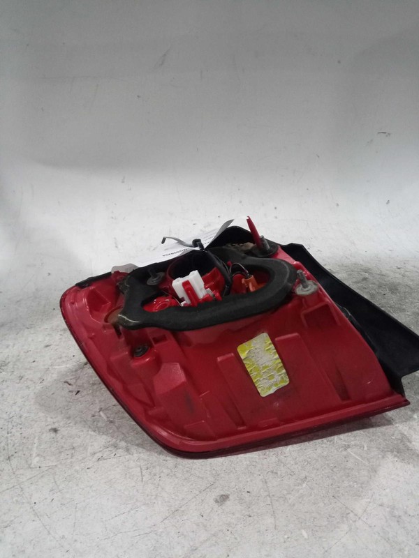 2021 KIA K5 Right Tail Light Assembly Black OEM Used 737323 72000 Miles