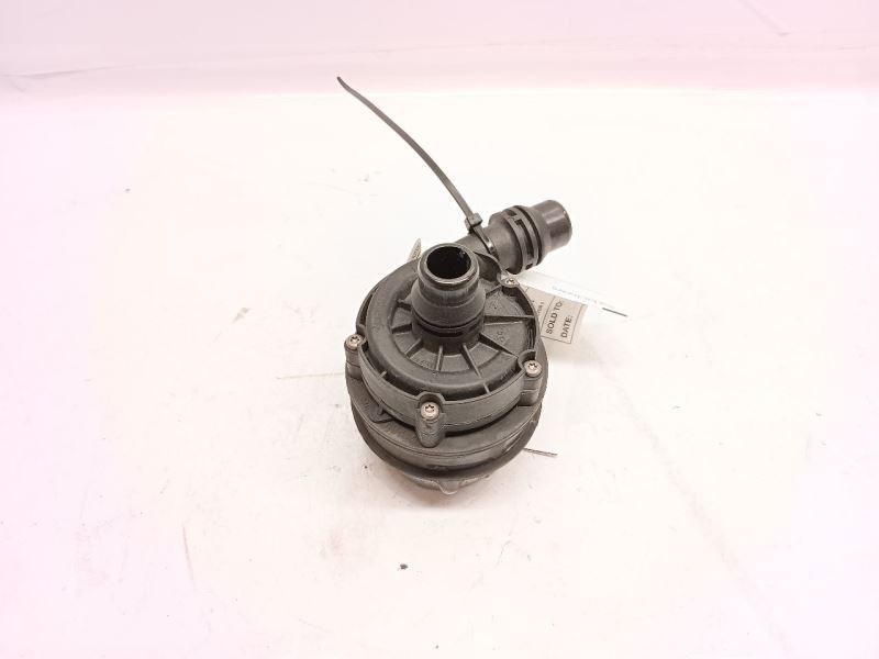 15-18 Mercedes C300 Coolant Pump Electric Water Pump 0005002686