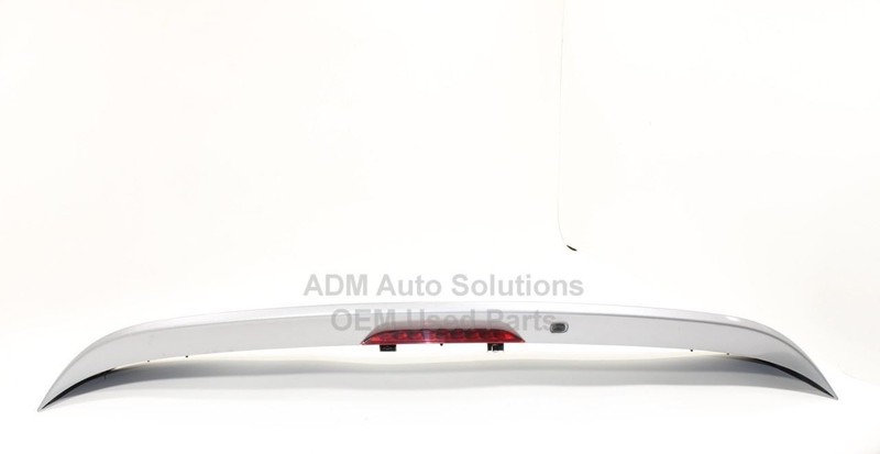2017 - 2020 CHRYSLER PACIFICA LIFTGATE TAILGATE ROOF SPOILER / LIGHT LAMP OEM