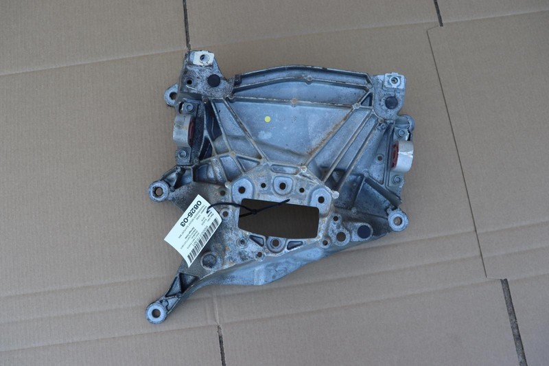 2018-2024 AUDI SQ5 3.0L TRANSMISSION CROSSMEMBER MOUNT SUPPORT BRACKET OEM