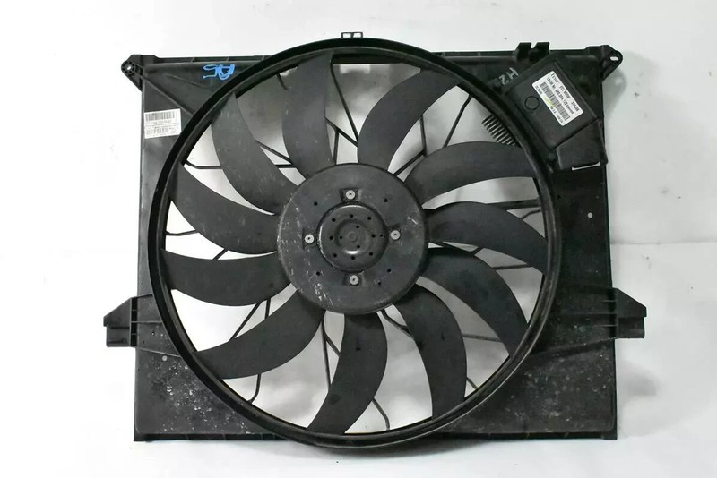 07-13 Mercedes X164 GL550 ML550 Engine Motor Radiator Cooling Fan Assembly OEM
