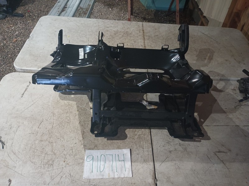 00-05 Mercedes W163 ML350 ML5002ND row Left Seat Frame BottomOEM