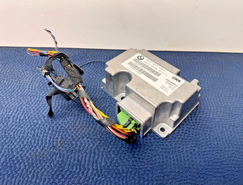 OEM BMW E88 E93 Convertible Rollover Controller ROC Control Unit Module Computer