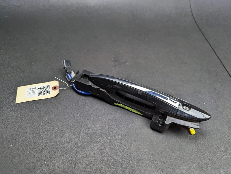Front Left Door Outside Handle 2017 Infiniti Q60 80641-5CA6A 2018 2019