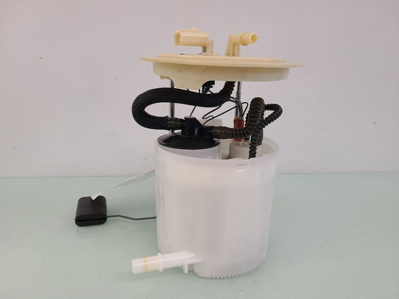 Fuel Pump Assembly Tank Mounted 3.6L Fits 21-24 GRAND CHEROKEE 588045