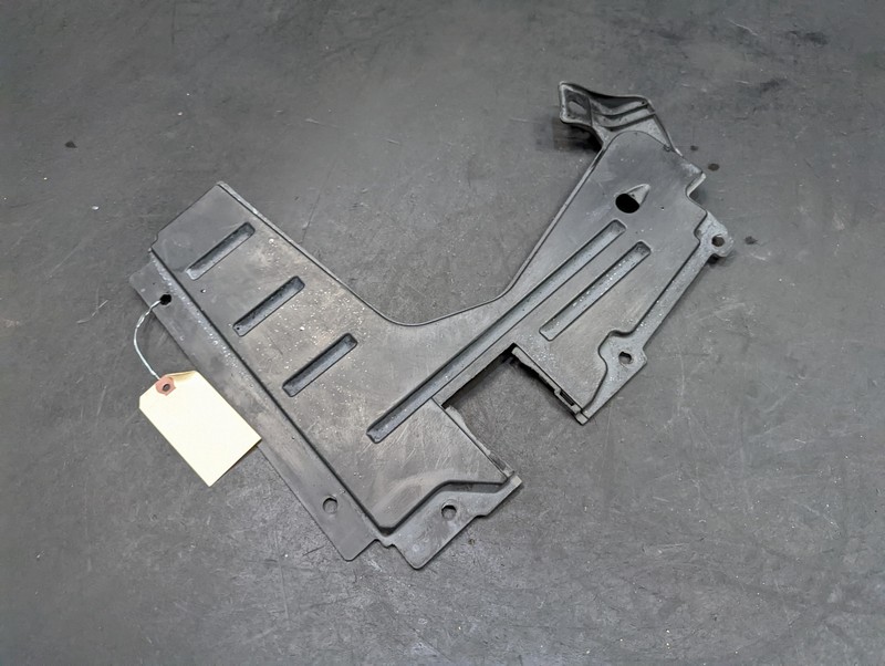 Rear Right Under Cover Splash Shield 2018 Audi Q3 8U0825216 2015 2016 2017