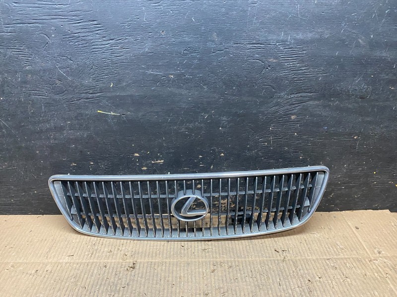 1998 to 2005 Lexus GS300 Front Upper Chrome Grill Grille OEM T9549 DG