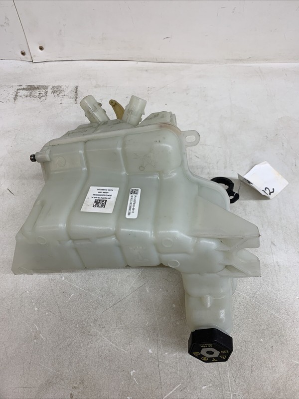 ⚡️Tesla Model 3 Expansion Tank 1077617-00-C1097015-00-K 18092 S18