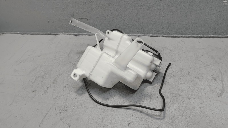 2018-2024 TOYOTA CAMRY WINDSHIELD WASHER RESERVOIR TANK W/PUMP OEM