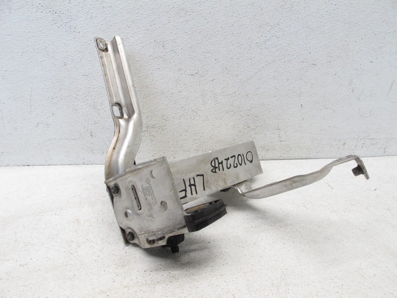 09-15 BMW F01 F02 750i 740Li RADIATOR CARRIER BRACKET FRAME SUPPORT LEFT 010224B