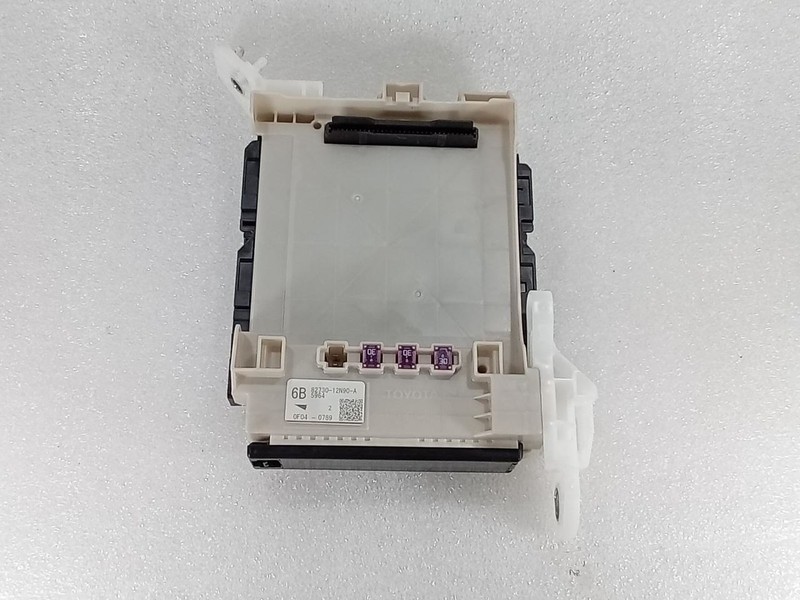 2021-2023 Toyota Corolla Fuse Box Control Module 8273012N90A, 82730-12N90-A
