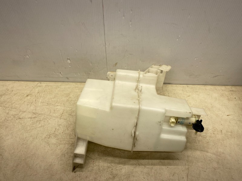 2011-2013 NISSAN ROGUE WINDSHIELD WASHER FLUID TANK BOTTLE RESERVOIR OEM