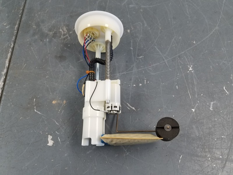 #0762 Y4 - 2017 16 17 18 Polaris RZR XP 1000 Fuel Pump