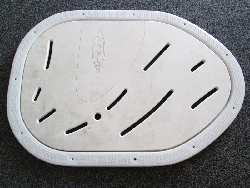 2006 Tahoe Q4 Boat Center Deck Hatch Storage Compartment Cover