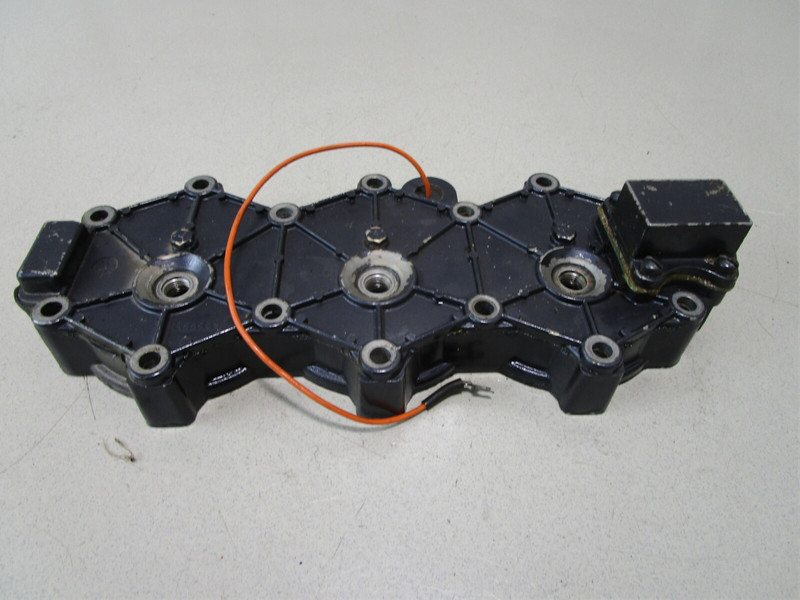 F630518 Force 3 Cyl 85 90 Hp Outboard Cylinder Head & Cover 803933T