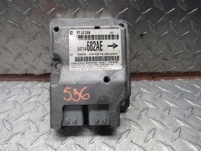 2006 2007 CHRYSLER PT CRUISER 2DOOR 4DOOR CONTROL MODULE ID: 4714682AE