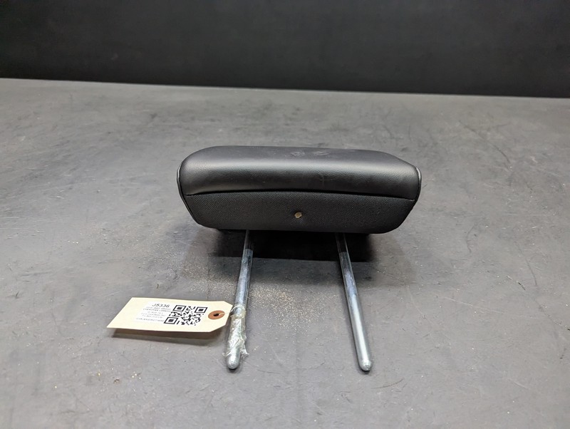 Rear Center Seat Headrest 2019 Jeep Grand Cherokee 2018 2020 2021