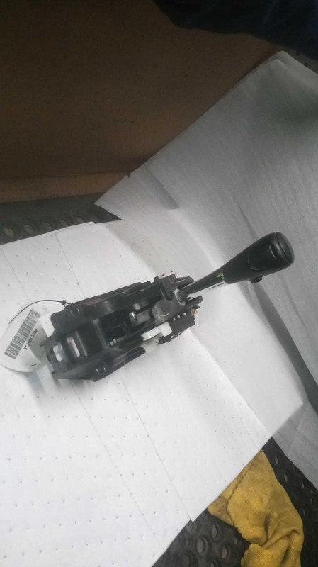 2017 Nissan Pathfinder Automatic Transmission Shift Lever Assembly - Used