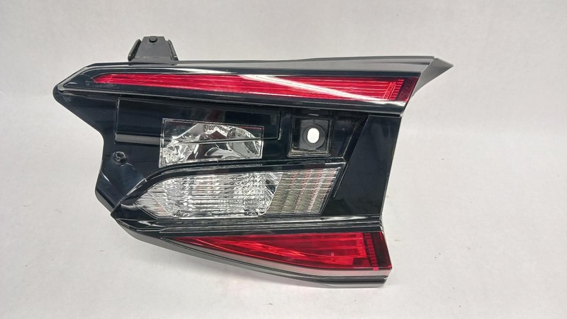 24-'25 SUBARU XV CROSSTREK Right passenger inner Taillight OEM LED Grade A!