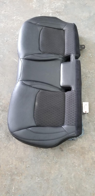 2nd Row Rear Seat Lower Cushion 2018 Jeep Compass 68339898AA 2017