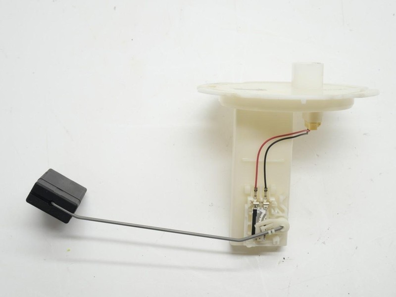 2017-2021 Infiniti Q60 Q50 3.0L Gas Fuel Level Sensor Sending Unit OEM