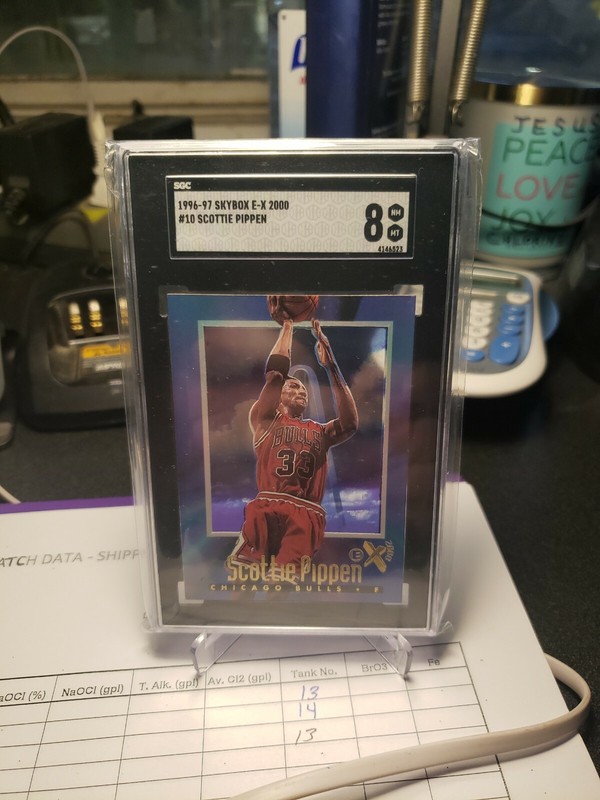 96-97 SKYBOX EX 2000 SCOTTIE PIPPEN SGC 8