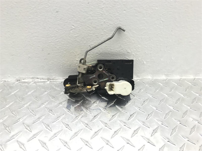 2002 CHEVROLET TRAILBLAZER PASSENGER PASS LOCK ACTUATOR OEM 16639868