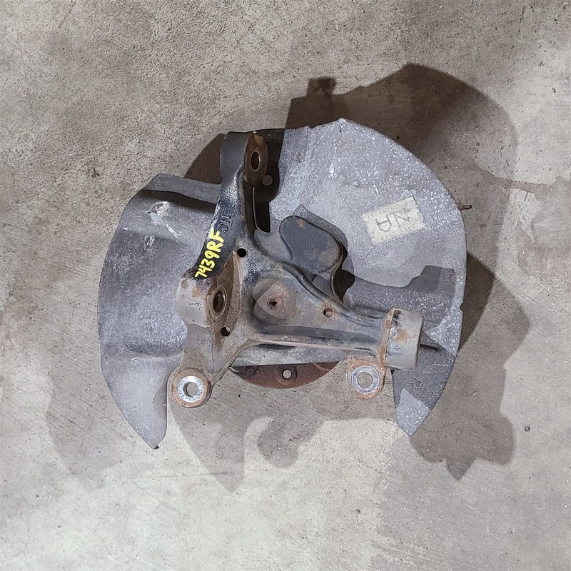 99-05 Miata Mx5 Front Knuckle Spindle Hub Passenger Rh Aa7439