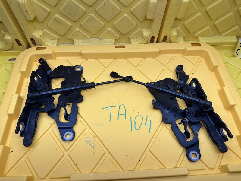 2011-2018 BMW F06 F12 F13 F10 Left Right Front Hood Hinges Support Holder Set