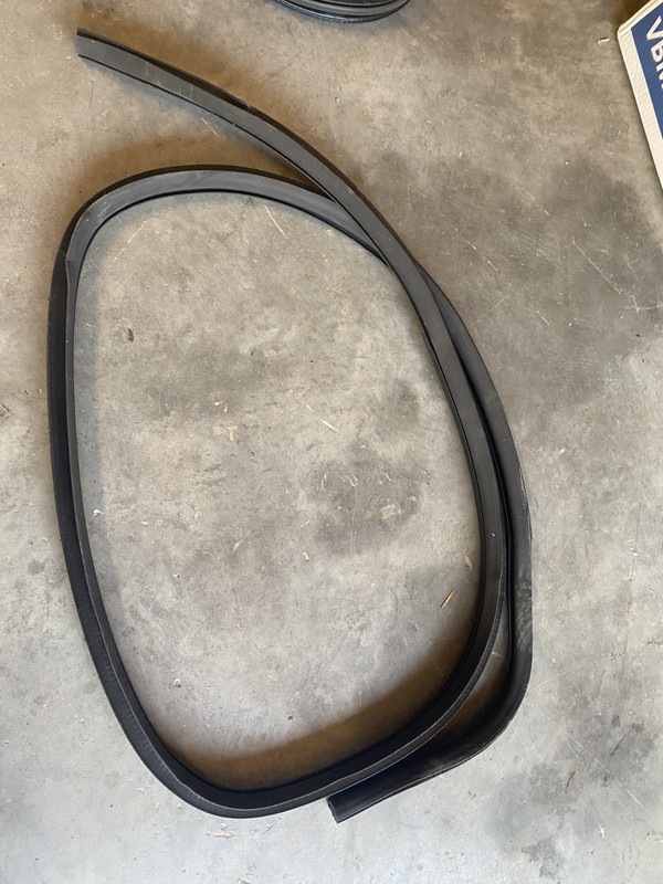 2008 Chevrolet Impala Left Rear Door Seal OEM