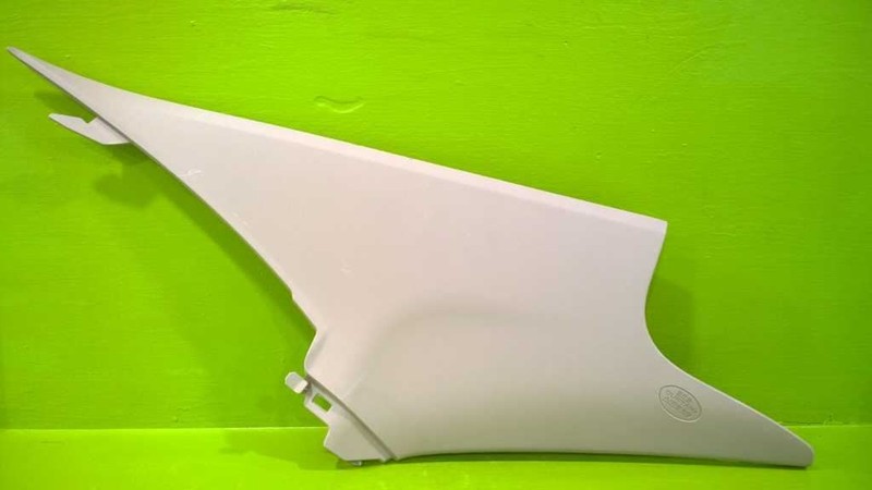 12 13 14 TOYOTA CAMRY LEFT REAR UPPER QUARTER TRIM OEM 2686-89