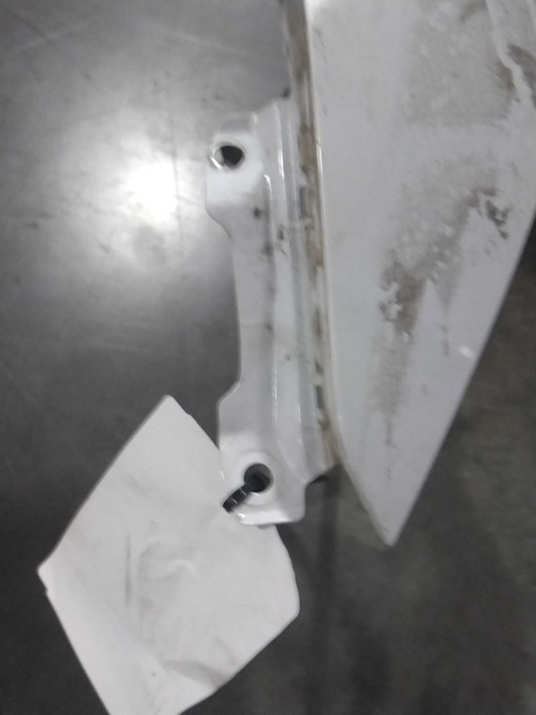 2018 Genesis G80 Right Front Fender White OEM Used 63000 Miles NJ25-28255-718813