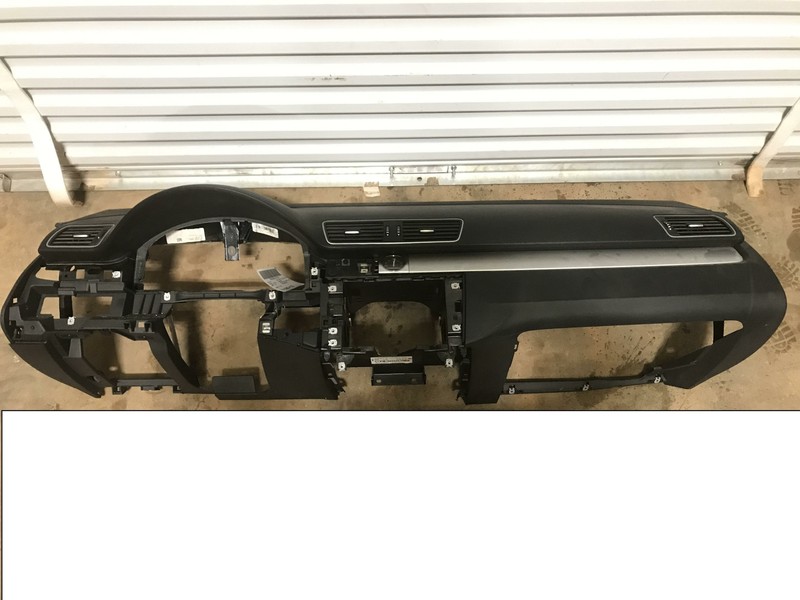 11-12 VOLKSWAGEN VW CC DASHBOARD DASH PANEL ASSEMBLY OEM