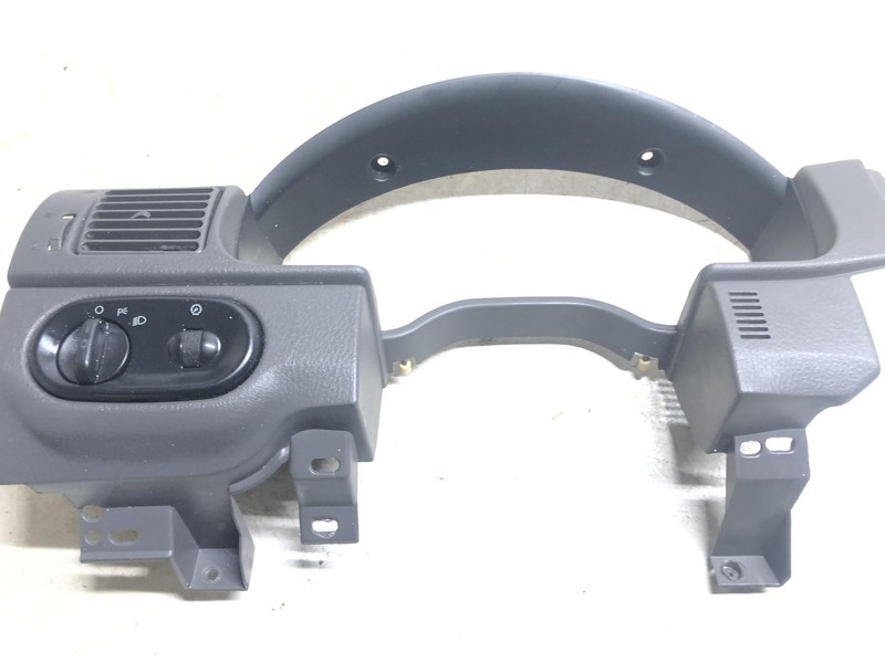 02 - 05 FORD EXPLORER SPEEDOMETER INSTRUMENT CLUSTER BEZEL W/ PEDAL ADJUST OEM *