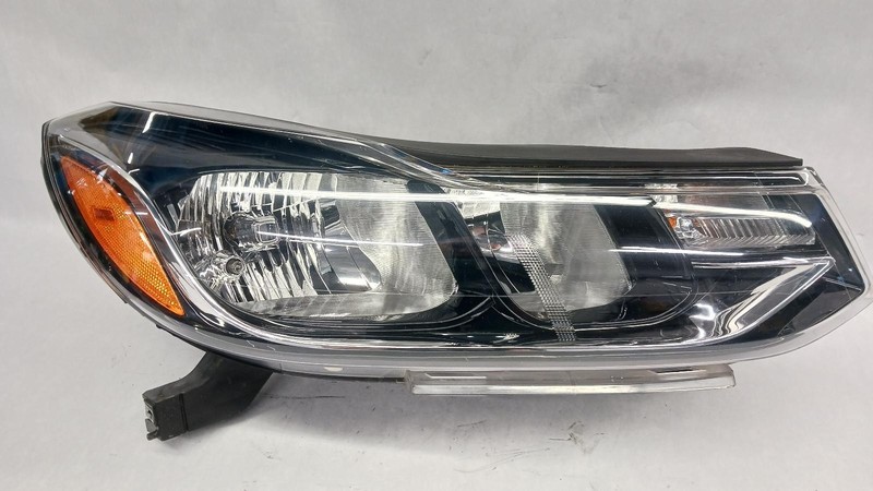 17-'22 CHEVROLET TRAX Right passenger headlight halogen reflector OEM Grade B