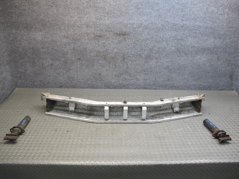 1984-1986 PORSCHE 928 S FRONT BUMPER REINFORCEMENT SUPPORT IMPACT BAR W/ SHOCKS