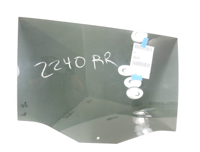 2018-2022 Volkswagen Tiguan Rear Door Window Glass Passenger Right OEM Privacy