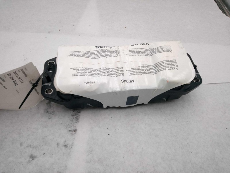 2023 Volkswagen Jetta Instrument Panel Air Bag Right 59K Miles OEM Used