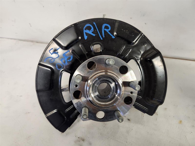 2025 Kia K5 Rear Passenger Spindle Knuckle Hub Bearing Awd 2.5L K5