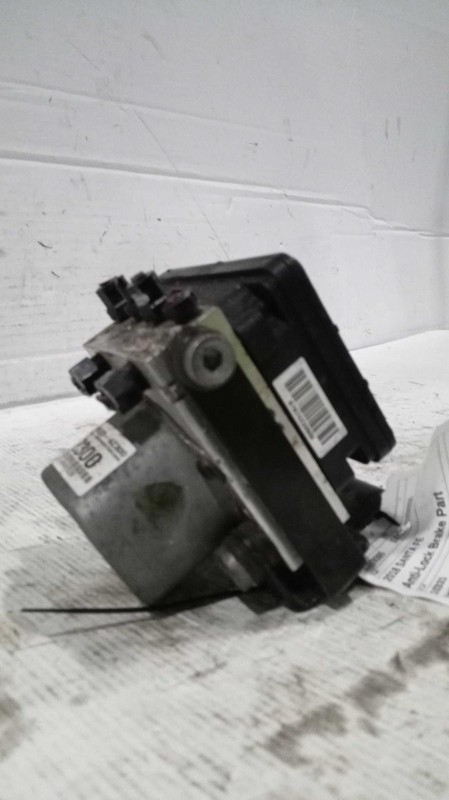 2018 Hyundai Santa Fe ABS Pump & Motor Assembly OEM 589204Z300 133K Miles