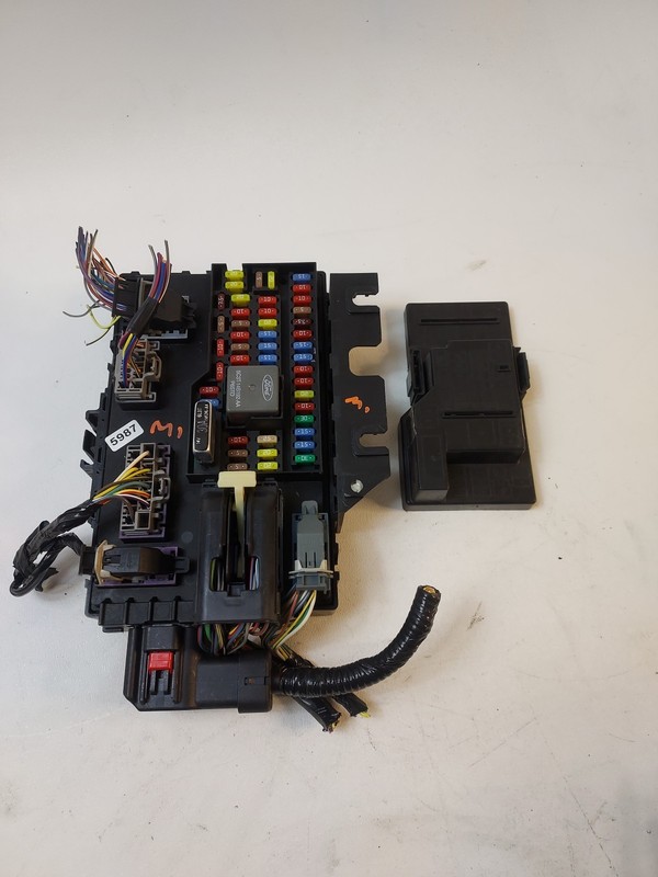 2008-2009 Ford Escape Multifunction Smart Junction Box 8L8T-15604-AL OEM