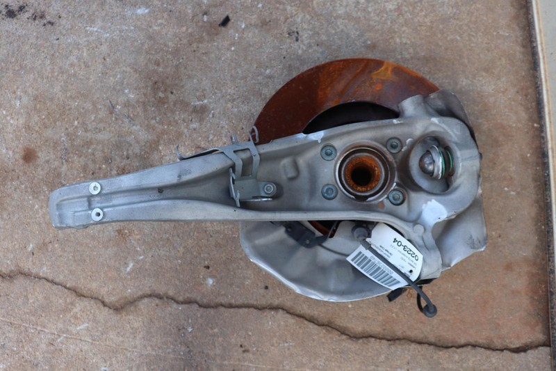 2013-2018 PORSCHE CAYENNE 3.0L FRONT LEFT DRIVER SPINDLE KNUCKLE BEARING HUB OEM
