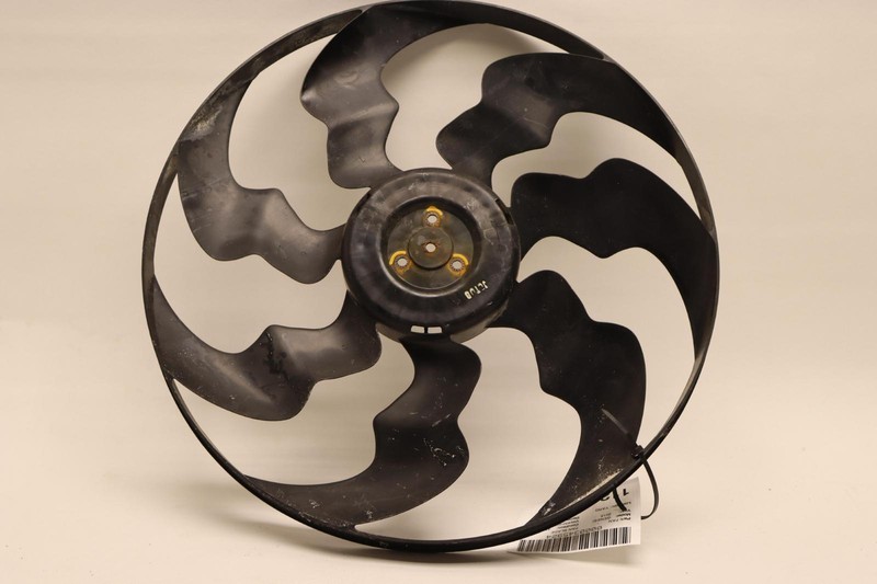 2015-2016 HYUNDAI GENESIS SEDAN ENGINE RADIATOR COOLING FAN BLADE OEM